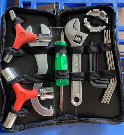 TOOL KIT ACTION ZIPPERED DELUXE 8PC